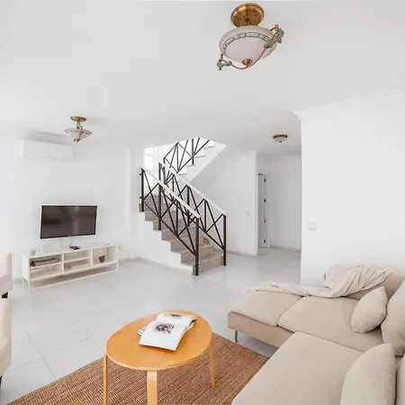 Villa Fariones Tias Exterior photo
